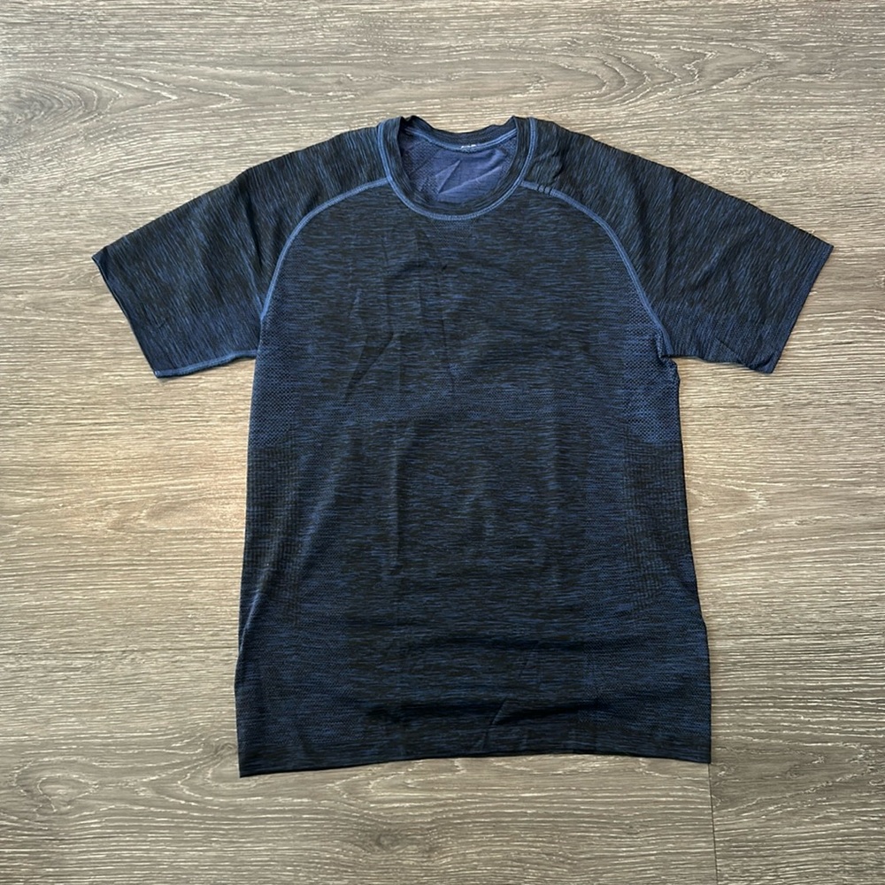 LULULEMON - Mens T Shirt - Small